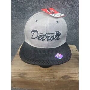 NWT Detroit The Motor City UT Wear Men's Snapback Hat Black & Gray Adjustable
